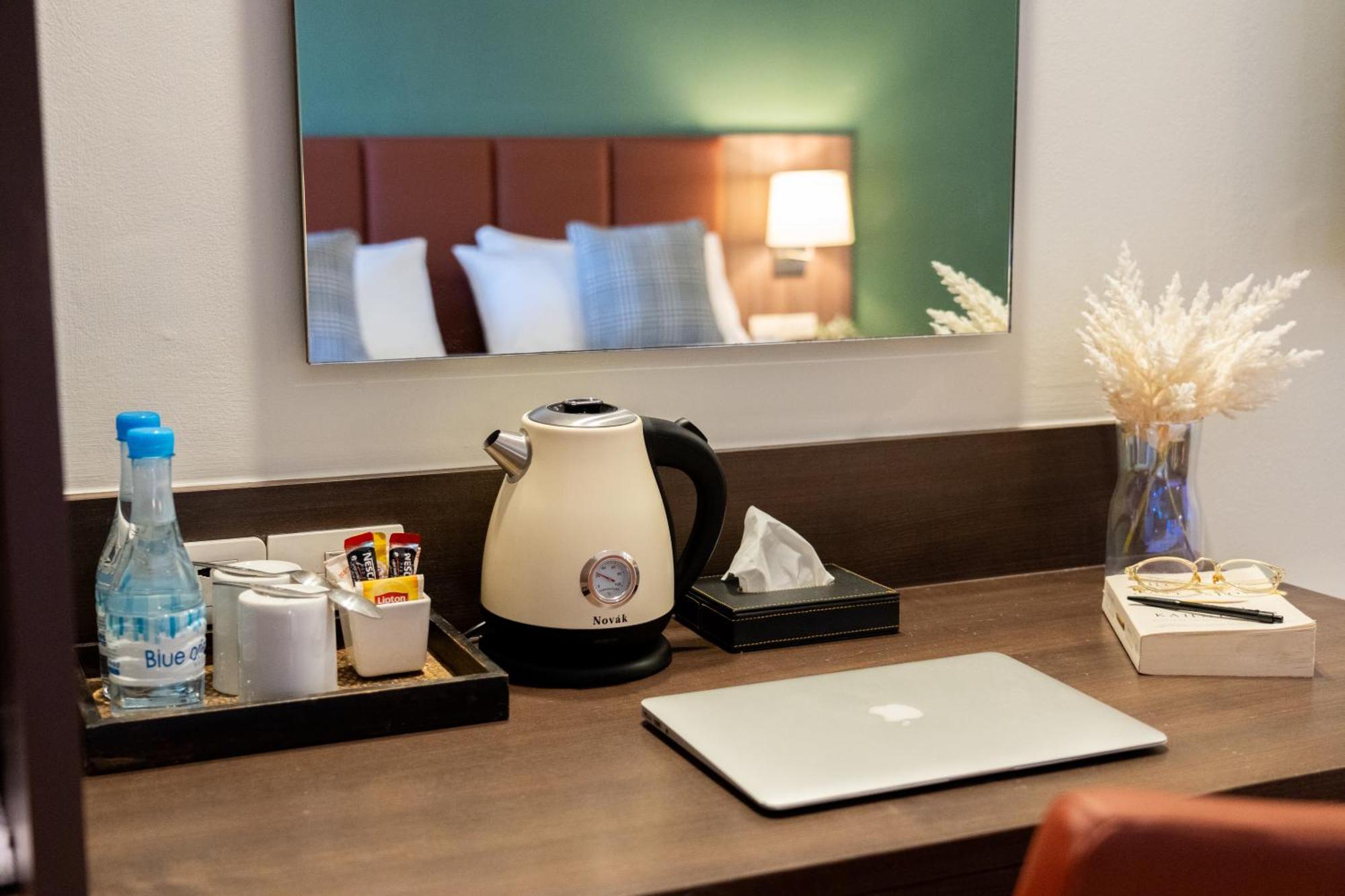 Legacy Hotel Bangkok Sukhumvit Kültér fotó