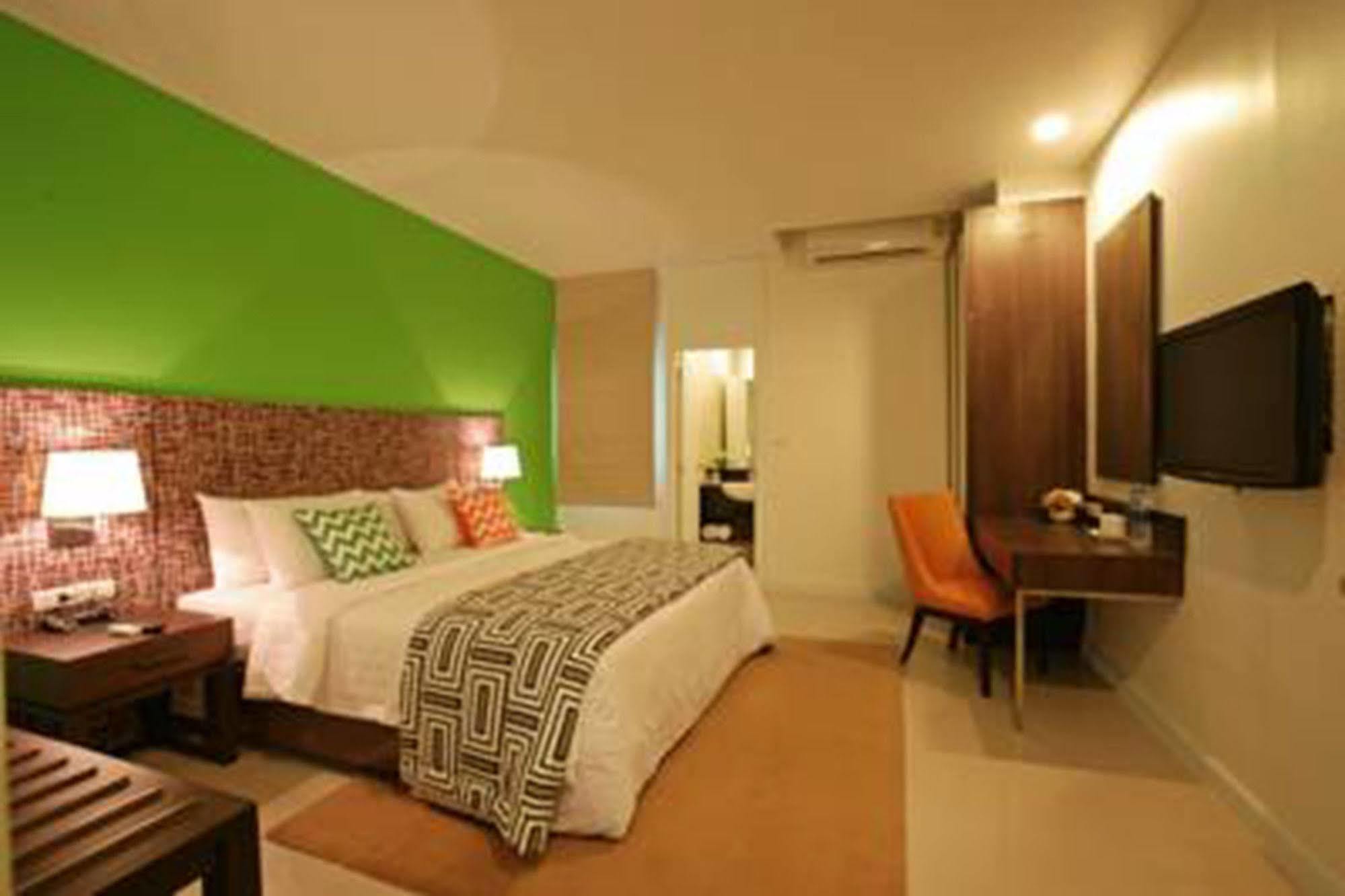 Legacy Hotel Bangkok Sukhumvit Kültér fotó