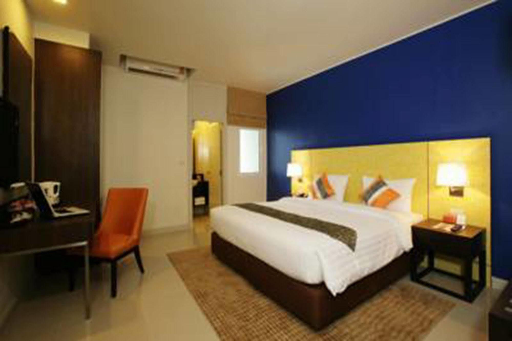Legacy Hotel Bangkok Sukhumvit Szoba fotó
